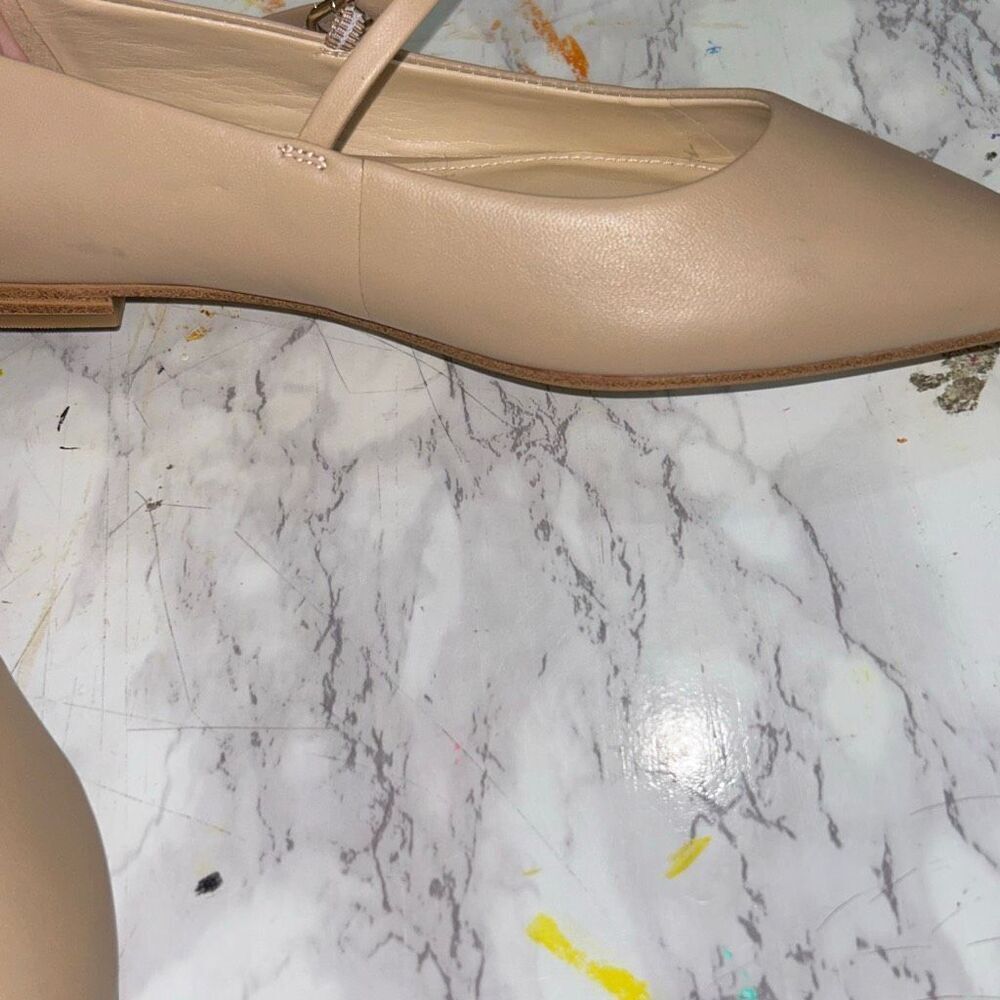 Marc fisher taupe flats sz 7.5 - Picture 2 of 4